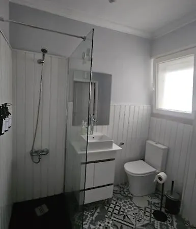 Sólo Habitación Grande Con Balcon Habitación en casa particular *