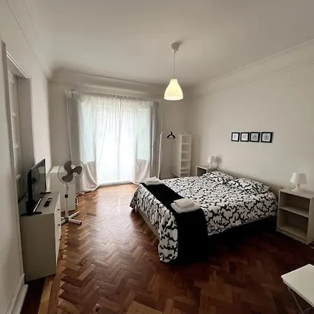 Sólo Habitación Grande Con Balcon Habitación en casa particular *